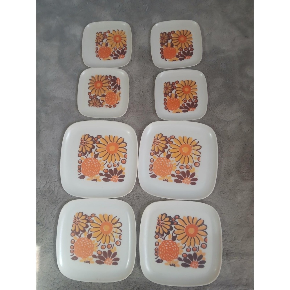 Vintage 70s Floral Plastic Plate Play Set 8pc Orange Yellow Retro Square